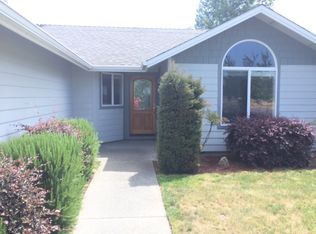 2723 Esther Ln, Grants Pass, OR 97527