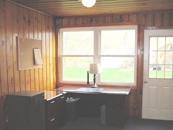 3rd image of 400 Lake Michigan Dr NW