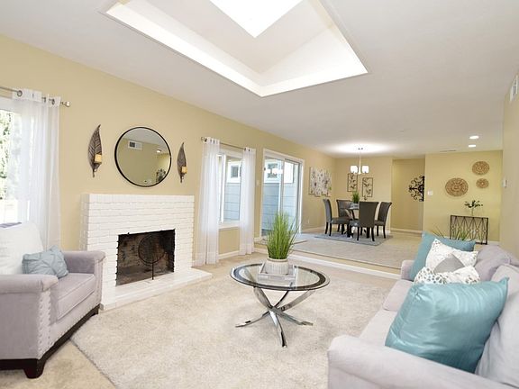 5th image of 2082 Limewood Dr