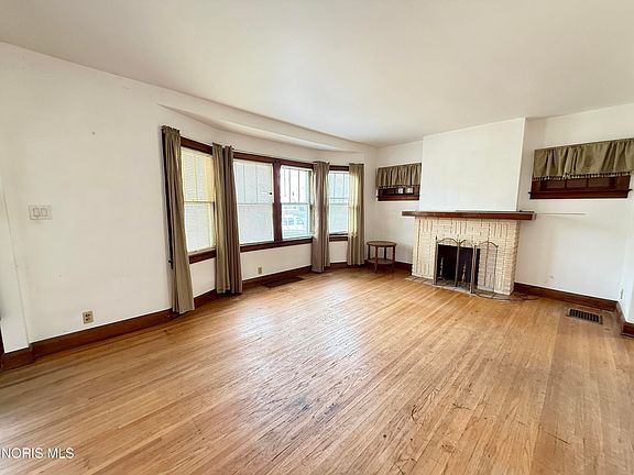 4th image of 4147 N Haven Ave