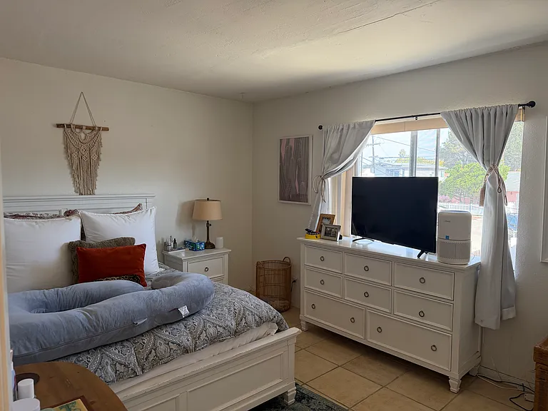1639 Oliver Ave #C — Photo 11