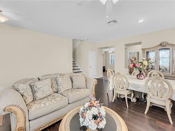 4th image of 1272 Blackwater Pond Dr