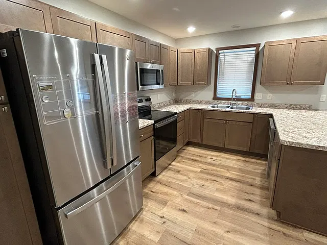 2 bed, 1.5 bath, $1,725 — Photo 4