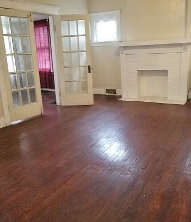 1st image of 128 Brunswick Blvd #1