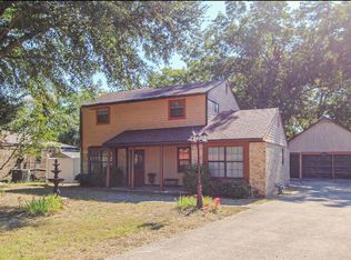 1521 W Springcrest Cir, Lancaster, TX 75134