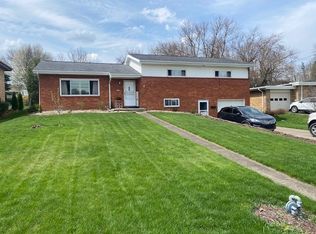 19 Belmeade Ter, Uniontown, PA