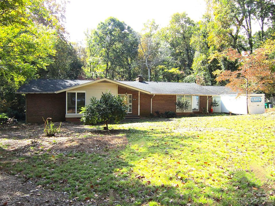 1st image of 7033 Lakeside Dr E