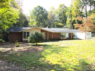 7033 Lakeside Dr E, Charlotte, NC 28215