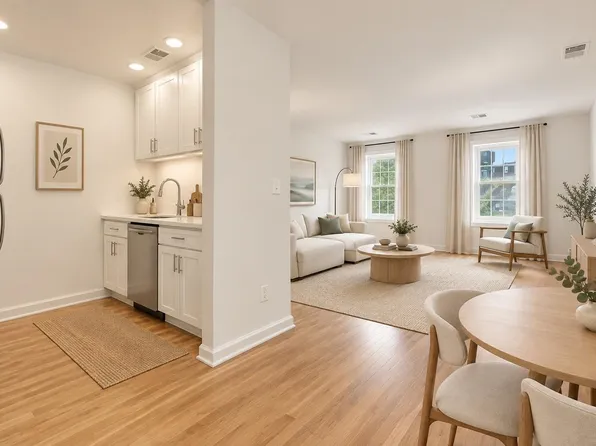 456 9th Street image 1 of 24