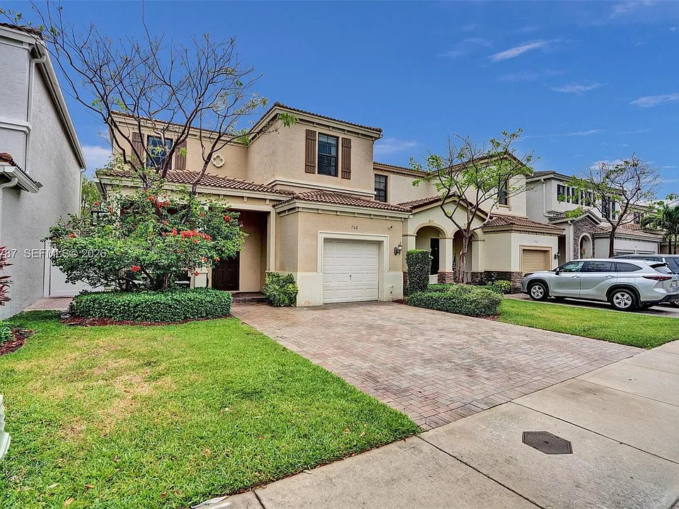 760 NE 193rd Ter