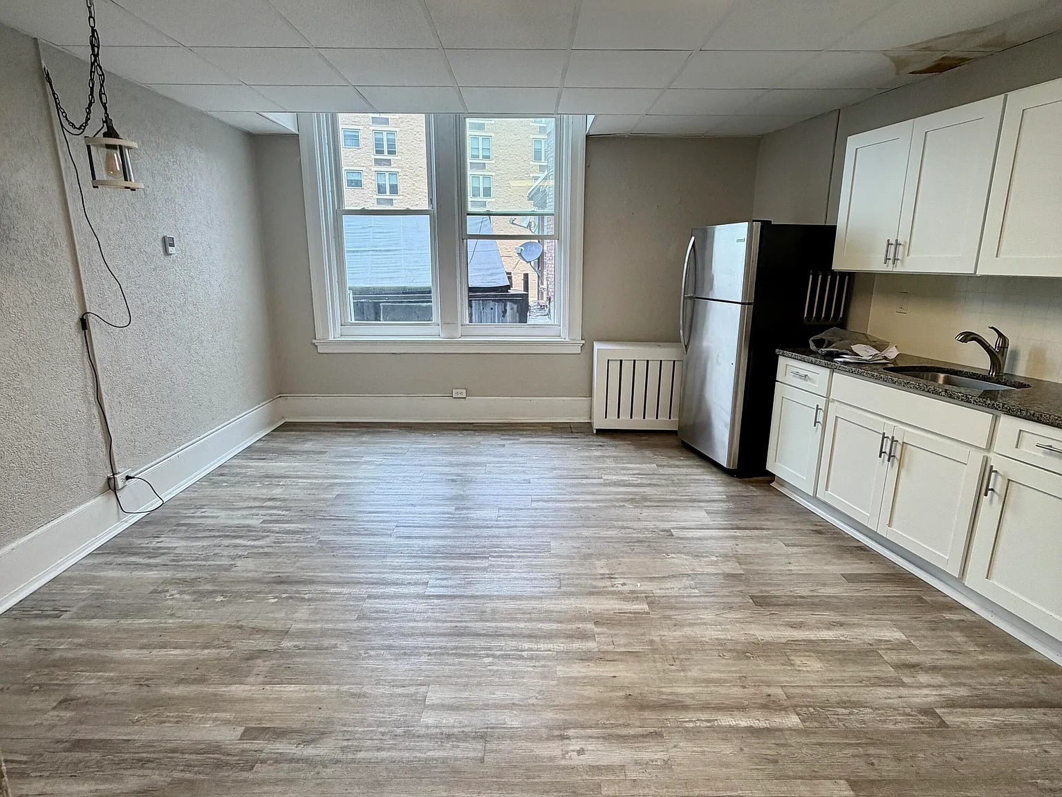 102 Delaware Ave — Photo 2