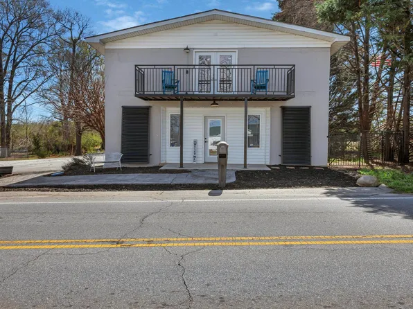 104 Whitmire Hwy, Joanna, SC 29351