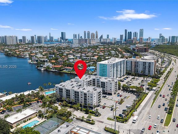 2nd image of 2821 N Miami Beach Blvd #4F