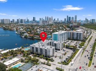 Carlton Bay Condo, North Miami Beach, FL 33160