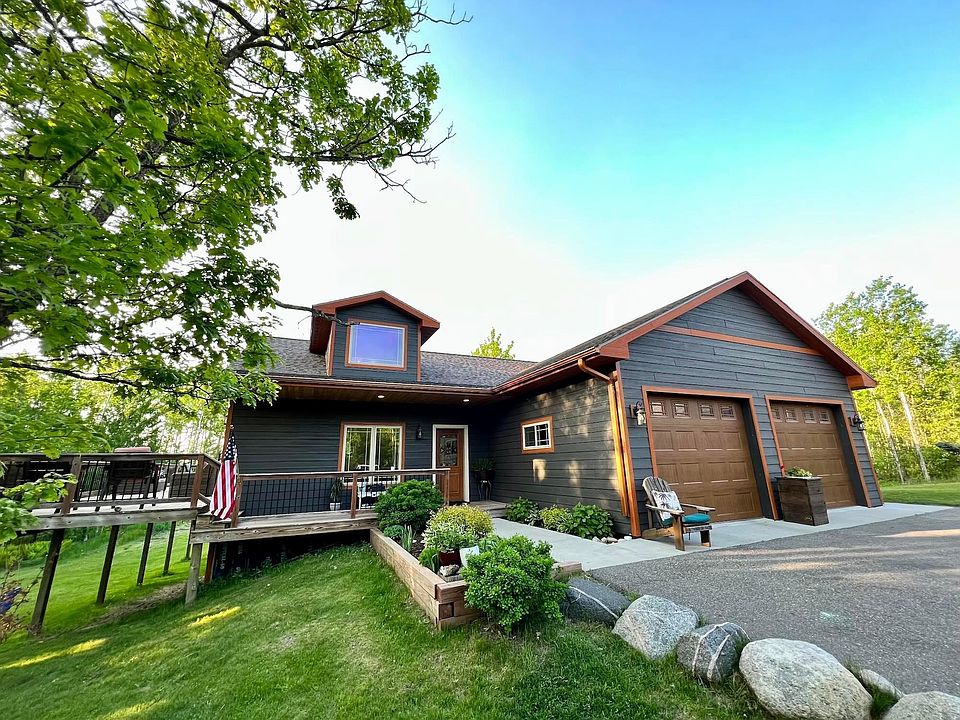 1st image of 216 Margos Way SW