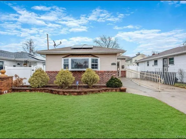 196 Westbury Boulevard, Hempstead, NY 11550
