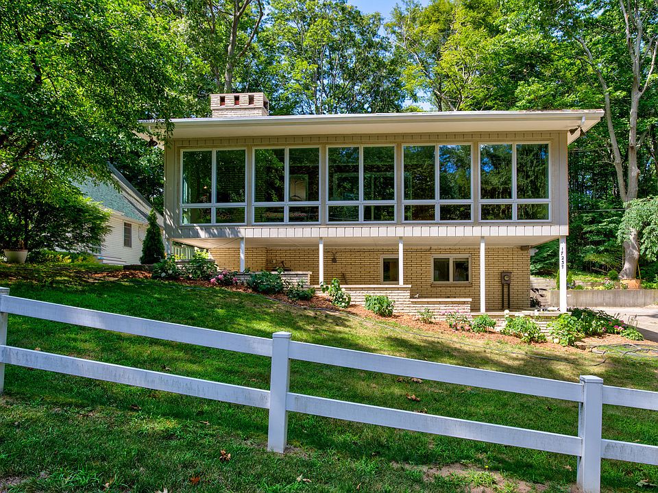 1st image of 17237 Lake Ct