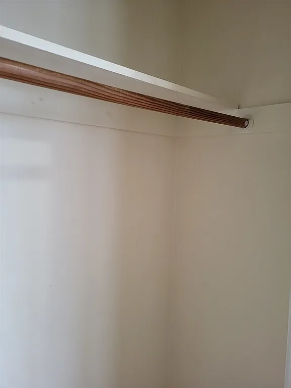2 bed, 1.0 bath, 800 sqft, $2,600 — Photo 4