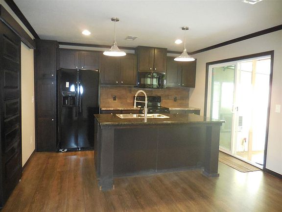 3rd image of 201 Browning Dr