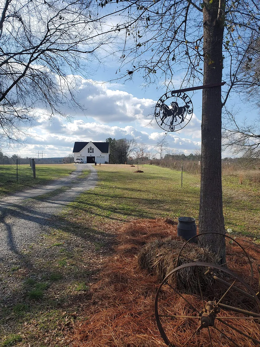 240 Davidson Rd photo 1