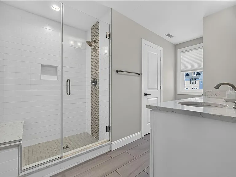 8013 Central Park Dr — Photo 21