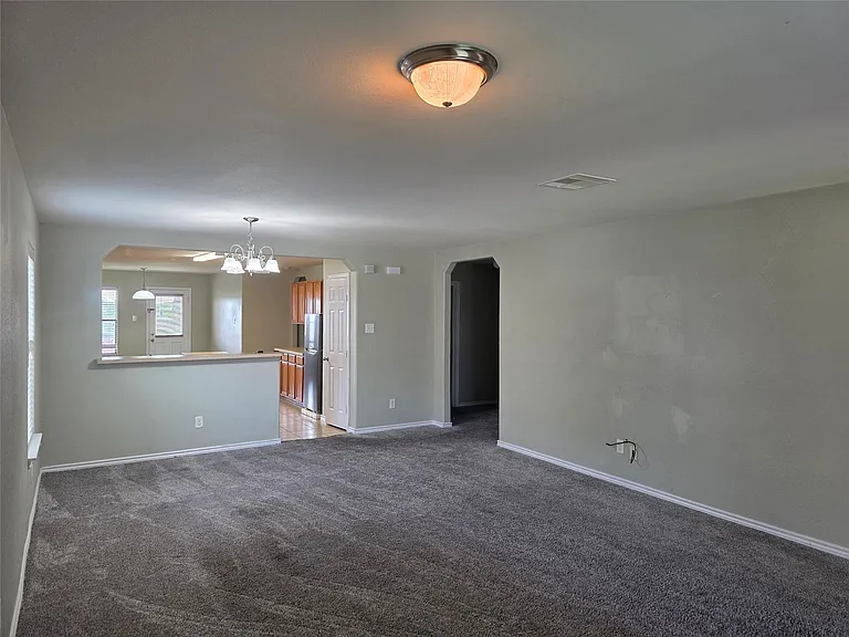 9014 Kerry Prairie Ln — Photo 4