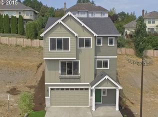 12053 SW Autumnview St, Tigard, OR 97224