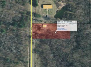 6824 N Middle Rd, Hope, MI 48628