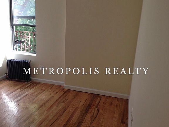 3rd image of 28-15 24th Ave #17