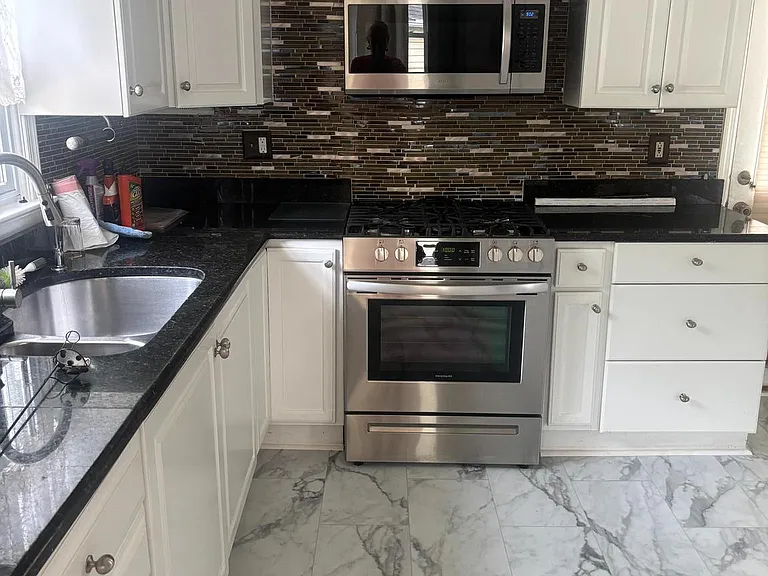 311 Harlem Ln — Photo 13