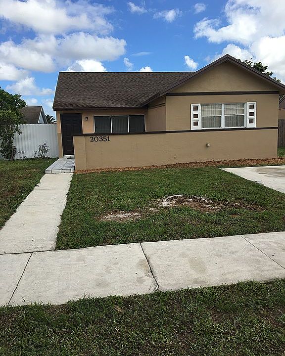 1st image of 20351 NW 33rd Ct