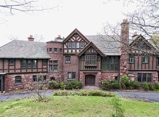 1618 Vermilion Rd, Duluth, MN 55812