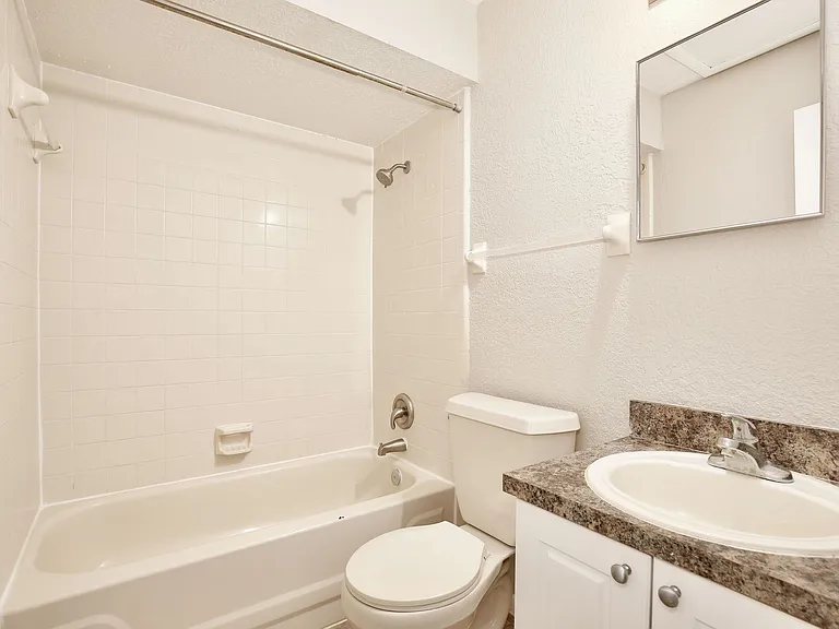 9825 Turf Way #7 — Photo 15