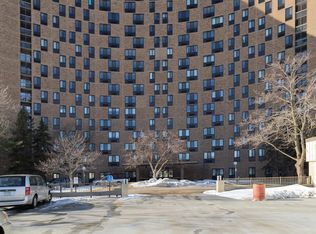 1181 Edgcumbe Rd APT 606, Saint Paul, MN 55105