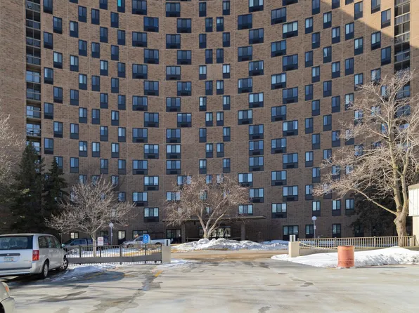 1181 Edgcumbe Rd APT 606, Saint Paul, MN 55105