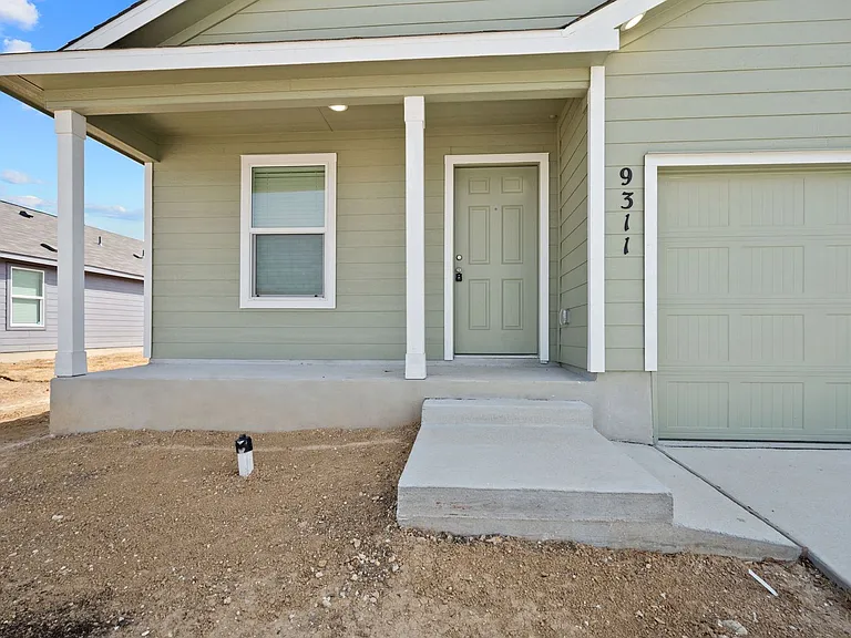 9311 Selene Pl — Photo 3
