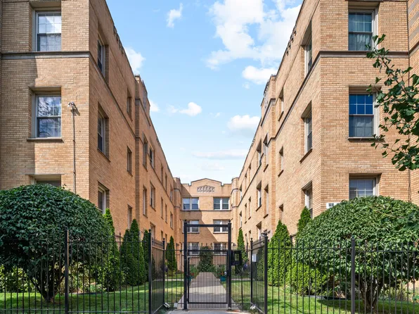 1622 W Wallen Ave APT 2S, Chicago, IL 60626