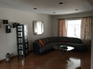 4507 Groveland Rd, University Heights, OH 44118