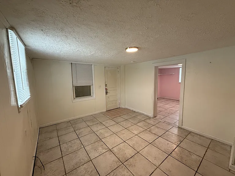 153 Mellon St — Photo 2