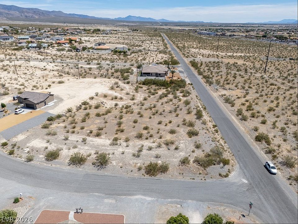 1st image of 2121 S Abbe Ln