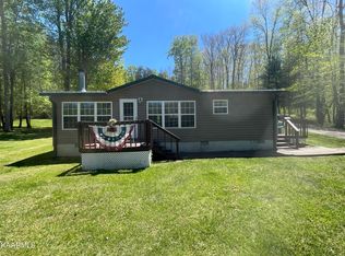 696 Siever Rd, Crossville, TN 38572