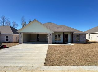38 S Fairfax Dr, Hattiesburg, MS 39402