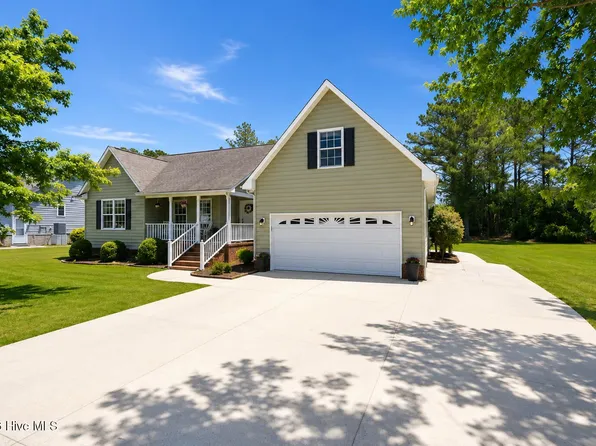 1129 Coral Reef Drive, New Bern, NC 28560