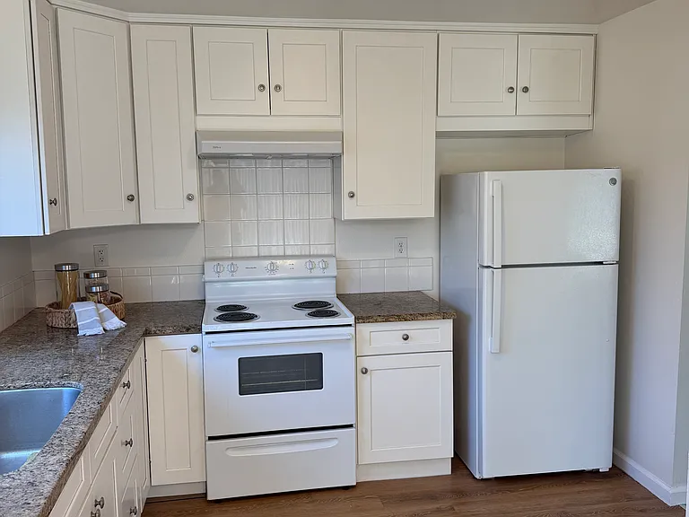2171 El Seco Way — Photo 6