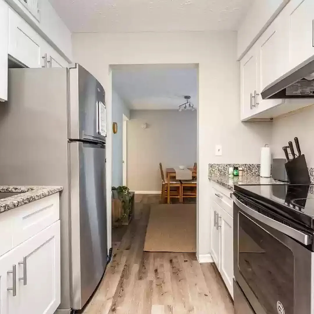 Quiet & Cozy Entire Condo by Truist Park — Photo 1
