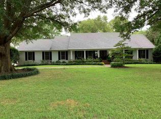 62 Oakmont Pl, Jackson, TN 38305