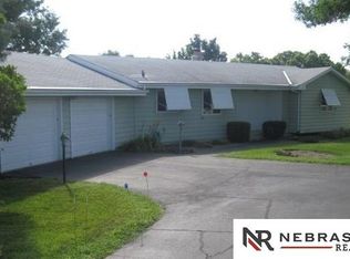 10225 N 72nd St, Omaha, NE 68122