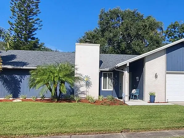 7266 Rosetree Pl W, Seminole, FL 33772