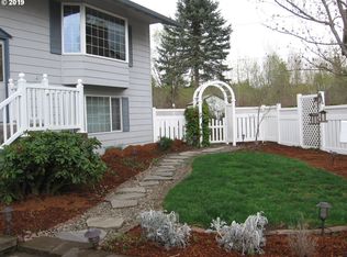 938 SW Mawrcrest Pl, Gresham, OR 97080