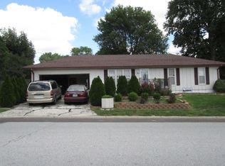 547 W Morrow St, Marshall, MO 65340